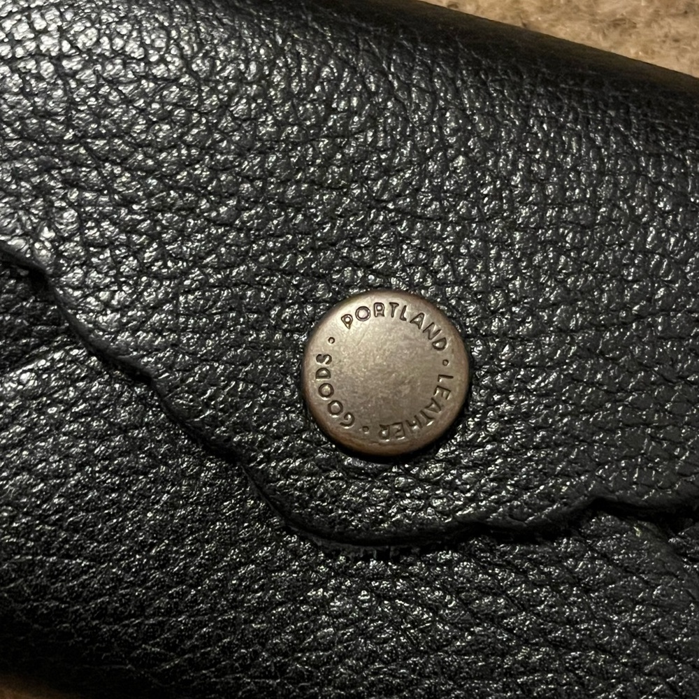 Mini Daisy Wallet - Picture 3 of 4